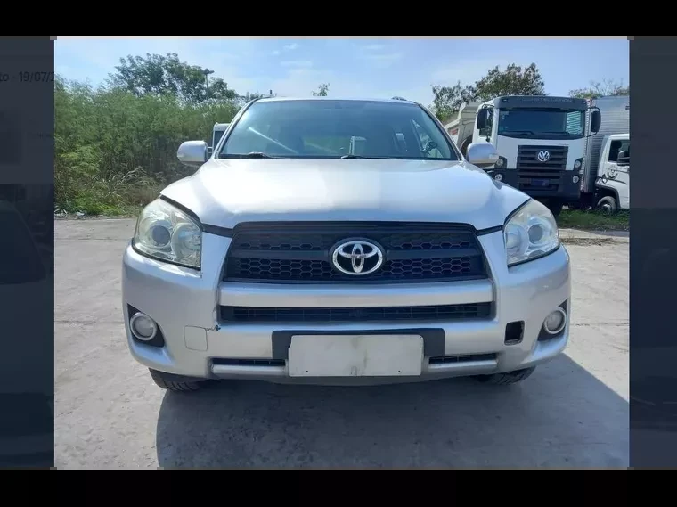 Toyota RAV4 · veículo de exemplo