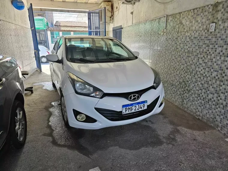 Hyundai HB20S · veículo de exemplo